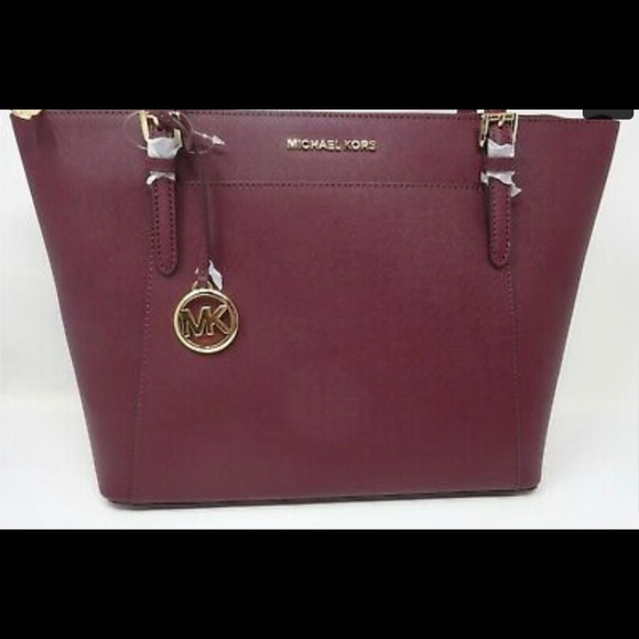 MICHAEL KORS LARGE CIARA TOTE IN MERLOT - Picture 3 of 7